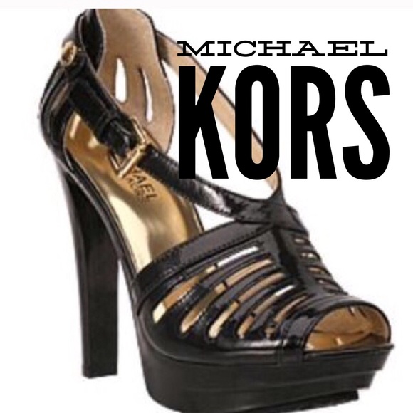 Host Pick 8/28🎉Michael Kors  "Joslyn"