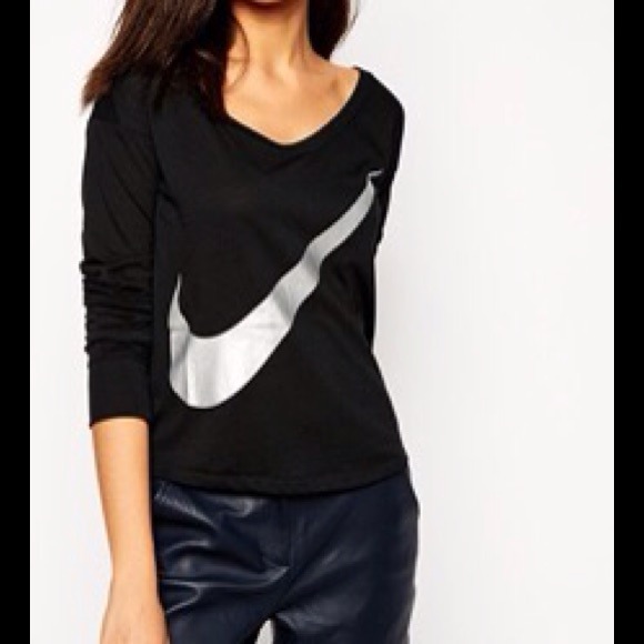 Nike Tops - Nike Prep Large Swoosh Long-Sleeve T-Shirt-Large