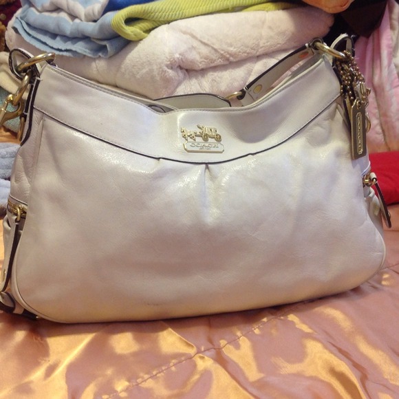 COACH White Leather crossbody shoulder bag