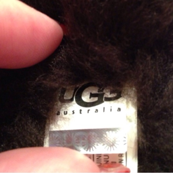 Uggs chocolate colored - Picture 3 of 4