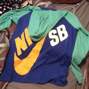 Nike sweatshirt WORN ONCE
