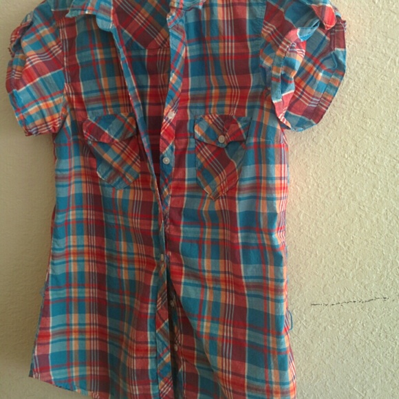 Shirt - Picture 2 of 2