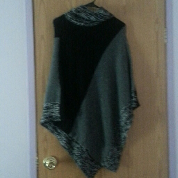 Grey and black Poncho