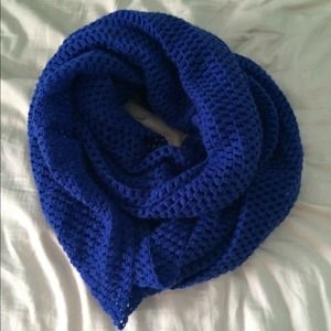 Infinity scarf