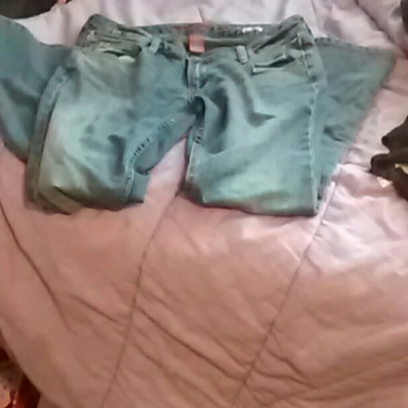 Jeans