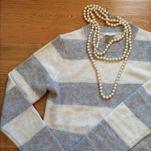 Gap gray and white striped sweater