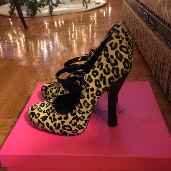 Betsy Johnson Leopard print high heels Mary Jane - Picture 2 of 4