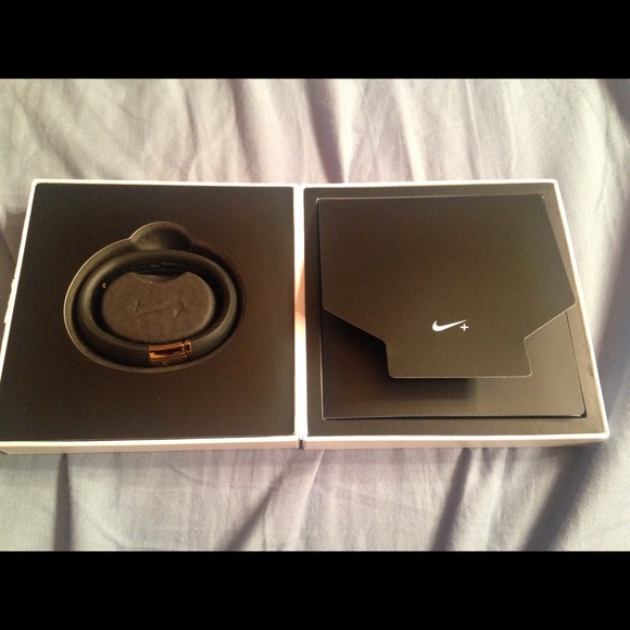 Nike fuelband gold