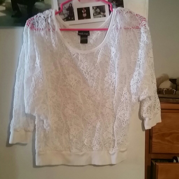 Wet seal knit top!