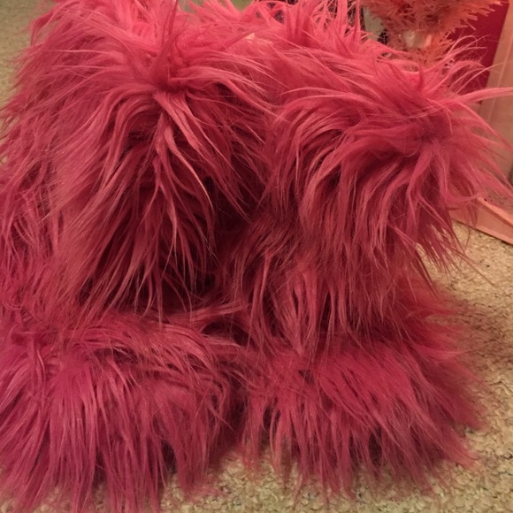 Pink Faux Fur Boot Slippers!