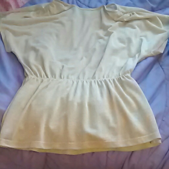 Sparkling gold flowing top