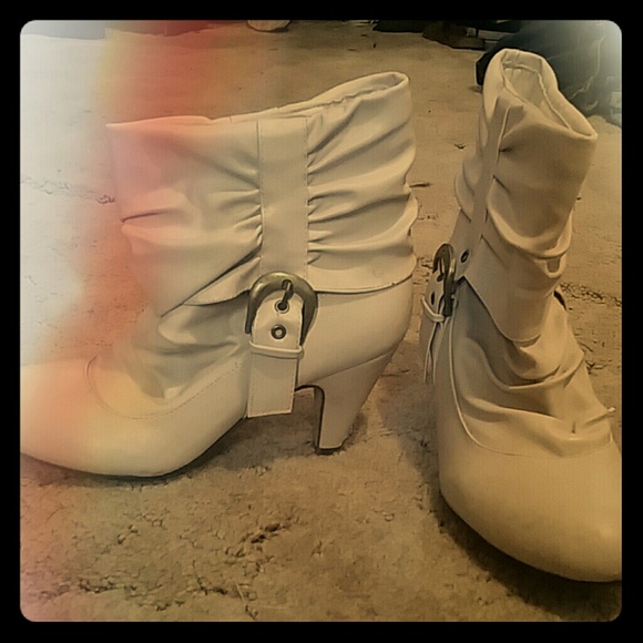 Cream colored booties! HOLD!!! 💲for @sassymomma16
