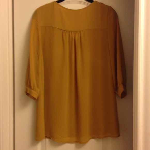 Blouse - Picture 2 of 2