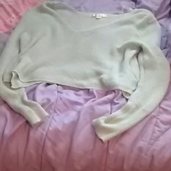 Crop Top - Picture 1 of 2