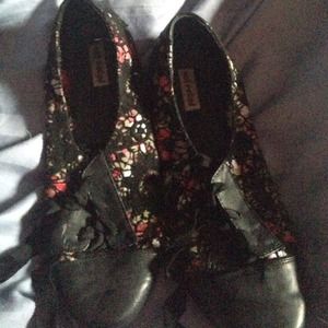 Lace and floral flats