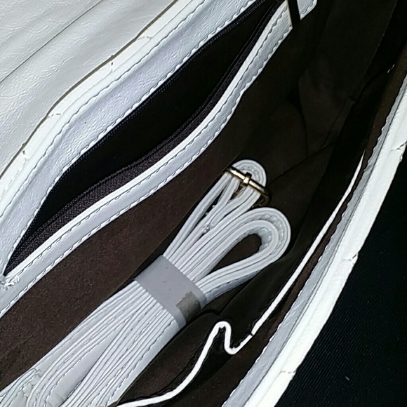 *Nwt white and gold bling handbag - Picture 3 of 4