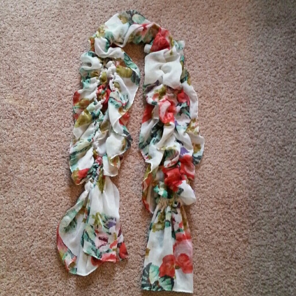 Scarf - Picture 1 of 1