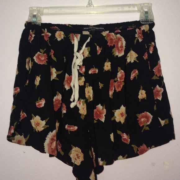 Brandy Melville Remi Shorts