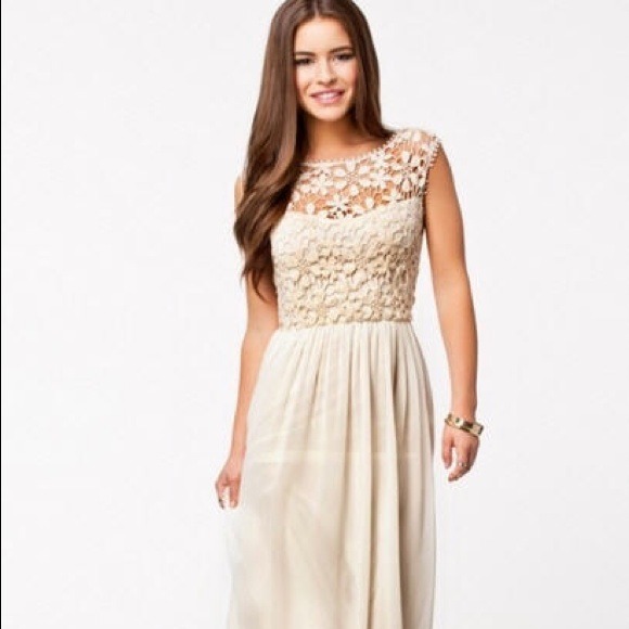 Dresses & Skirts - Cream Floral Crochet Maxi Dress