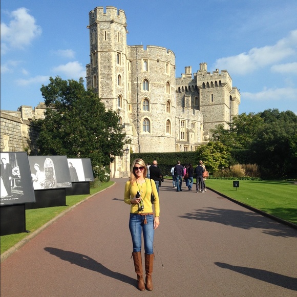 Meet your seller! :) 💌 PRO-BUNDLING!! - Picture 3 of 4