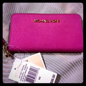 Bnwt Michael kors wallet