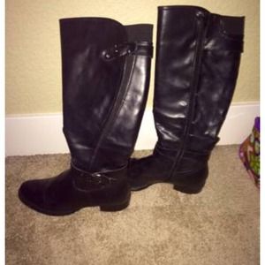 🎉 Black leather riding boots 🎉