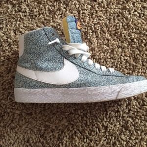 Vintage style Nike high tops