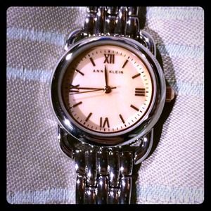 SOLD********Bnwt womens Anne Klein watch