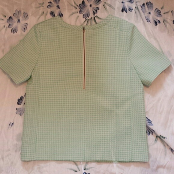 Mint Colored Textured Houndstooth Top - Picture 2 of 4