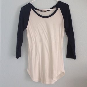 Brandy Melville!!! navy baseball tee