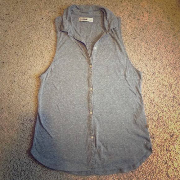 Gilly Hicks Sleeveless Button Down