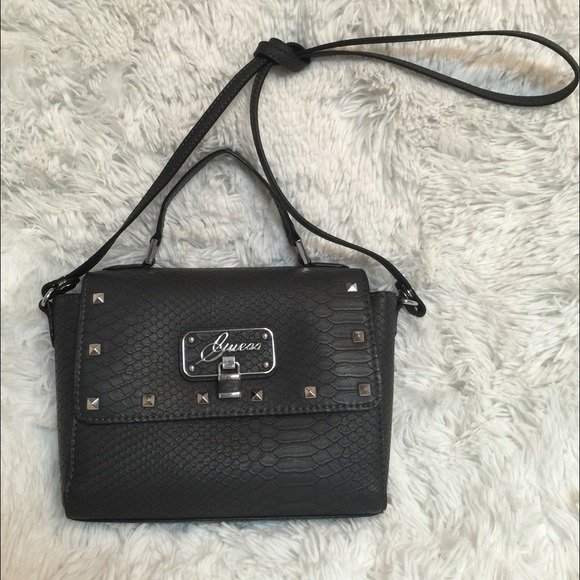 guess side purse