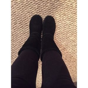 Bearpaw Emma Black Boots