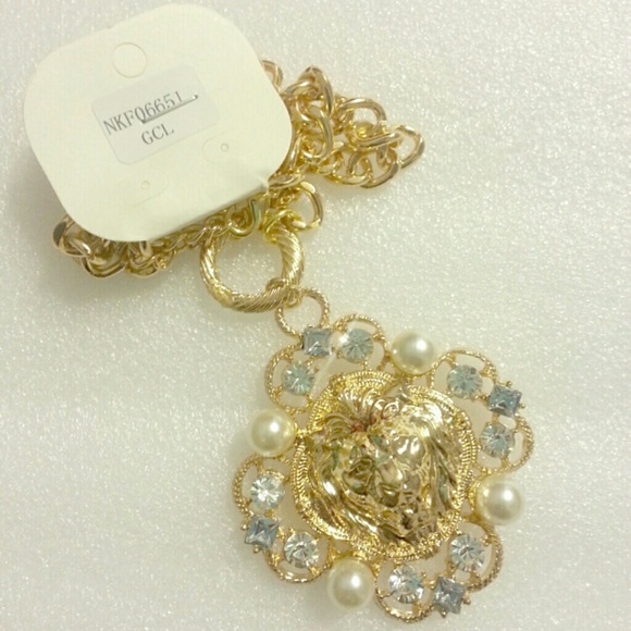 Lion Medallion w rhinestones necklace