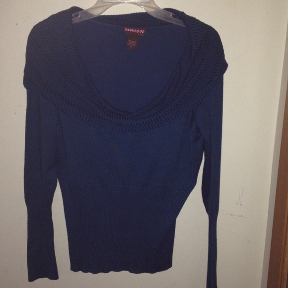 Cowl Neck Sweater💙