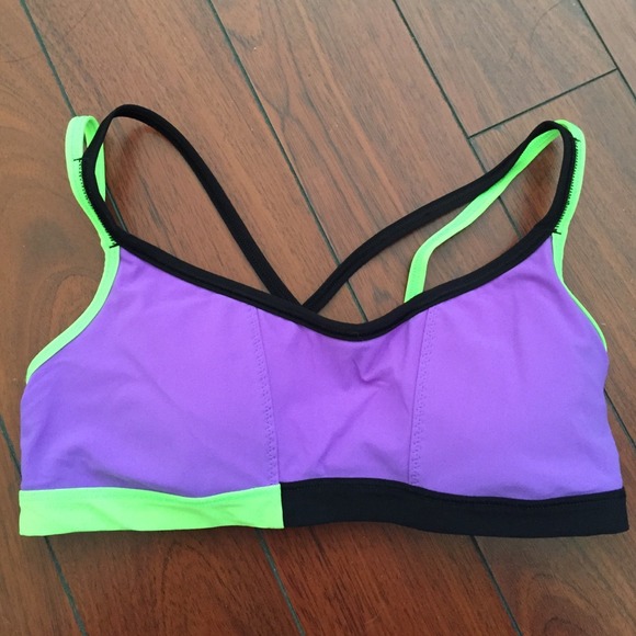 Lululemon ignite bra