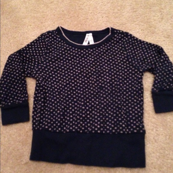 3t Old Navy sweater. Dark blue with pink