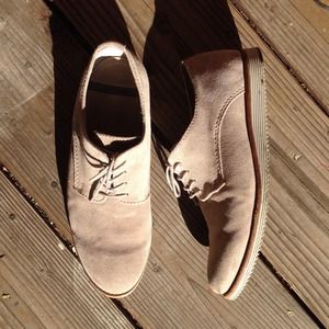 Mens. Grey faux suede dress shoes.