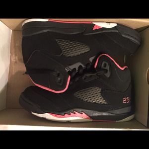 Jordan alarming red 5s