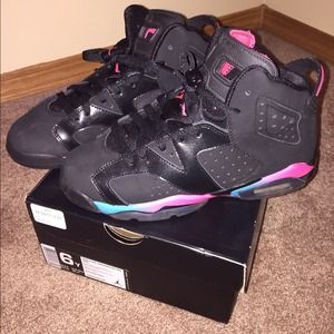 Girls air jordan 6 Retro