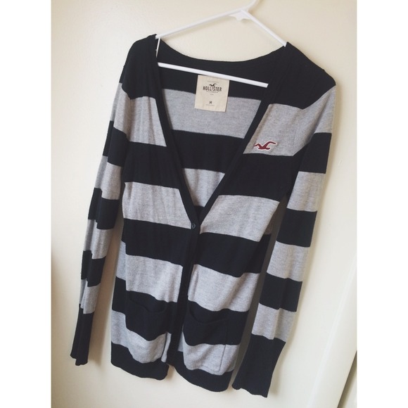 striped cardigan • hollister