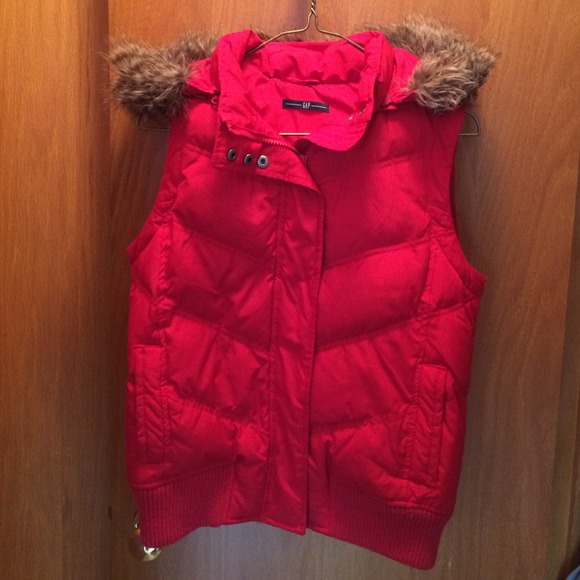 💓 Gap jacket with fur hoodie 💓