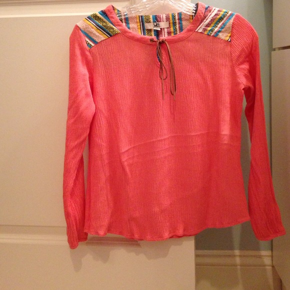 Long sleeve pink top