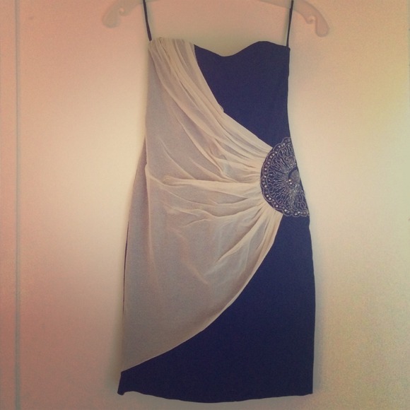 Strapless black & cream cocktail dress - Picture 1 of 1