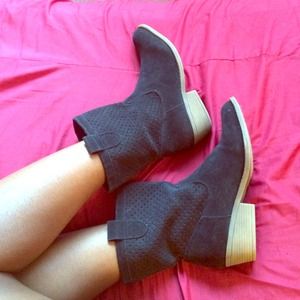 Black Rampage Cowgirl Boots