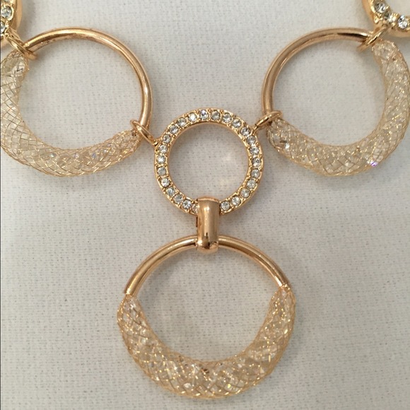 Alloy with Czech Crystal Necklace, brand new. - Picture 2 of 4