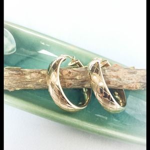 14K Gold hoop earrings