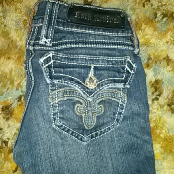 Rock revival jeans