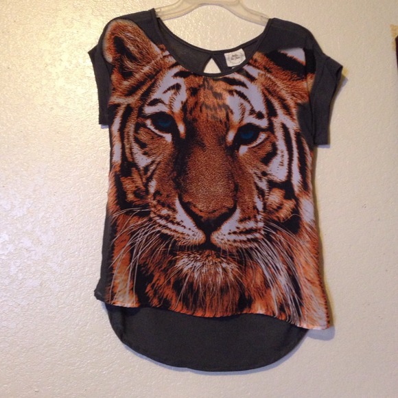 Tiger blouse