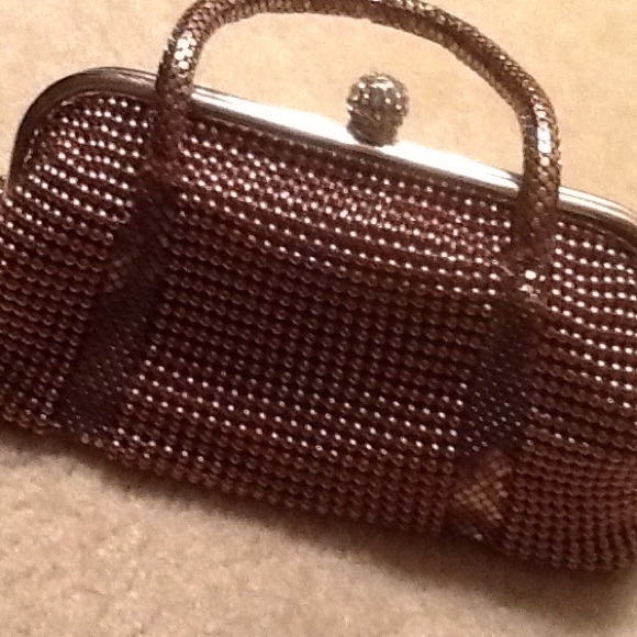 Clutch - Picture 3 of 3